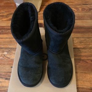 Uggs size 3